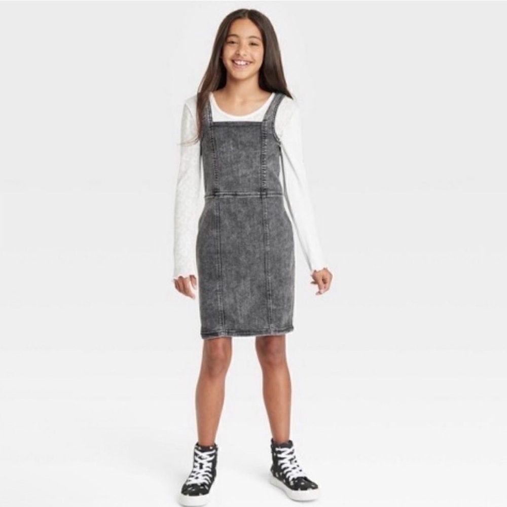 ART CLASS denim jumper dress zip back size 6/7 washed grey